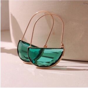 New! Mona Emerald Gold Crescent Earrings (1072)